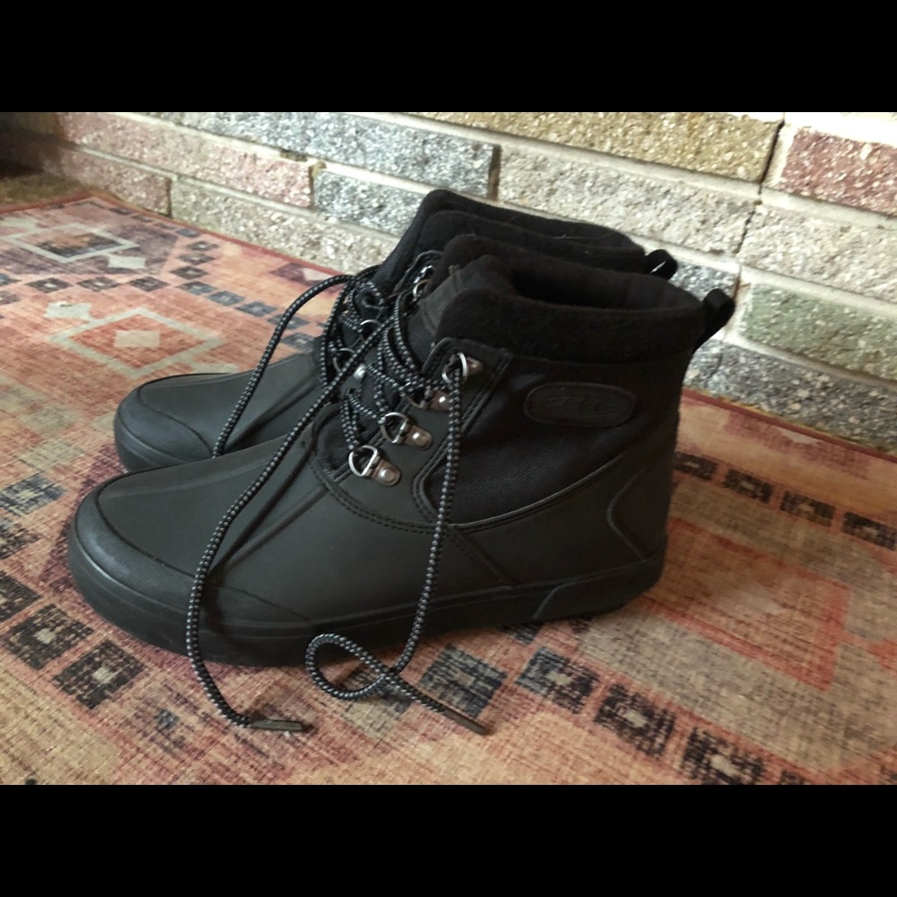 Women’s Keen Boots